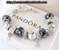 PULSEIRA PANDORA ( Cordão + Peças - Totalmente Nova )